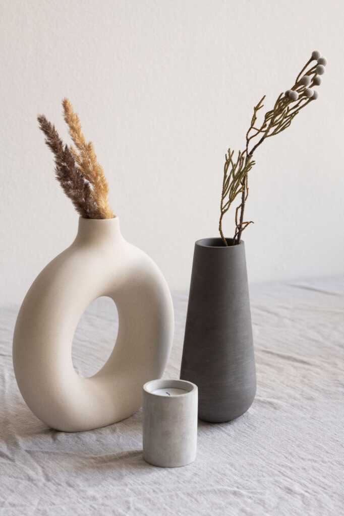 Mix Gloss Levels With Ceramic & Matte Vases